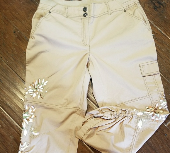 Chico's Pants - Chinos khaki capris